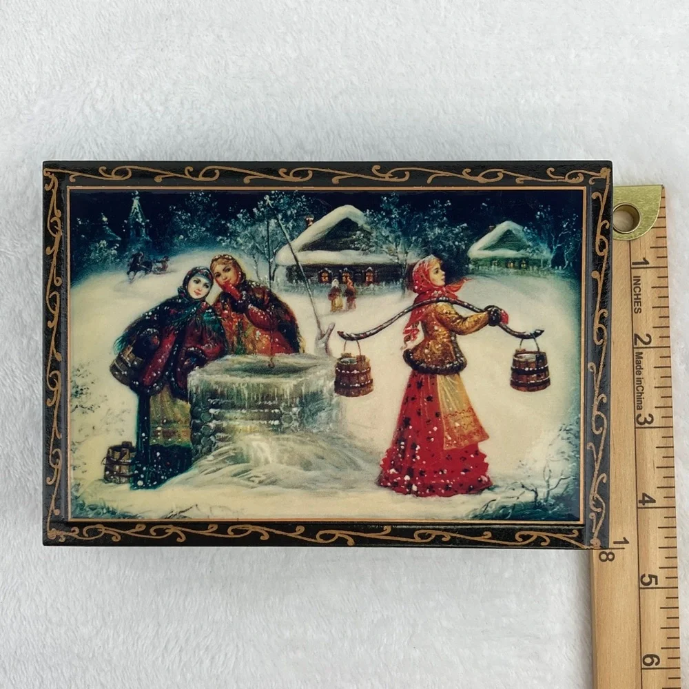 Boyarinoff Russian Lacquer Winter Scene Decorative Tea Box 7” Empty